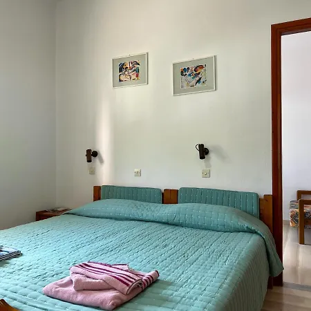 Anemone Apartment